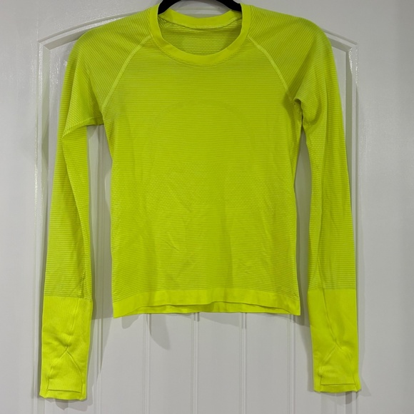 Lululemon Swiftly Tech Long Sleeve Shirt 2.0 *Race Length Highlight Yellow / Hig - Picture 4 of 8